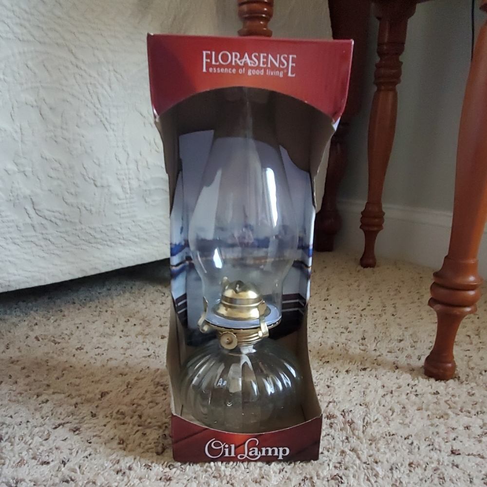 Oil lamp